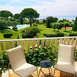 Tennis / Pool / Barbecue Μπαρντολίνο
