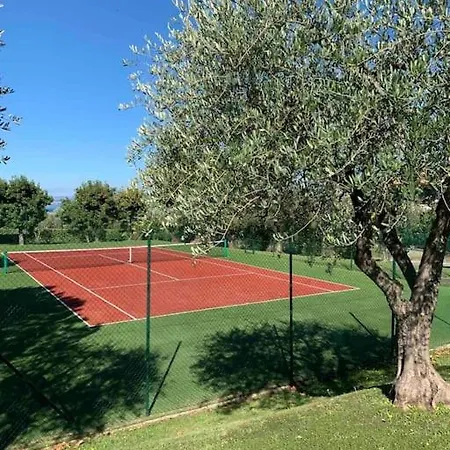 Ferienhaus Tennis / Pool / Barbecue *
