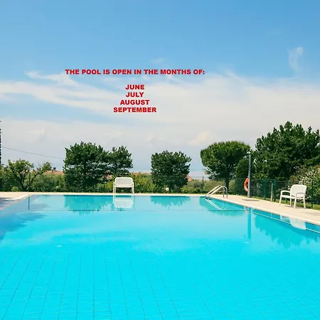 Будинок відпочинку Tennis / Pool / Barbecue *
