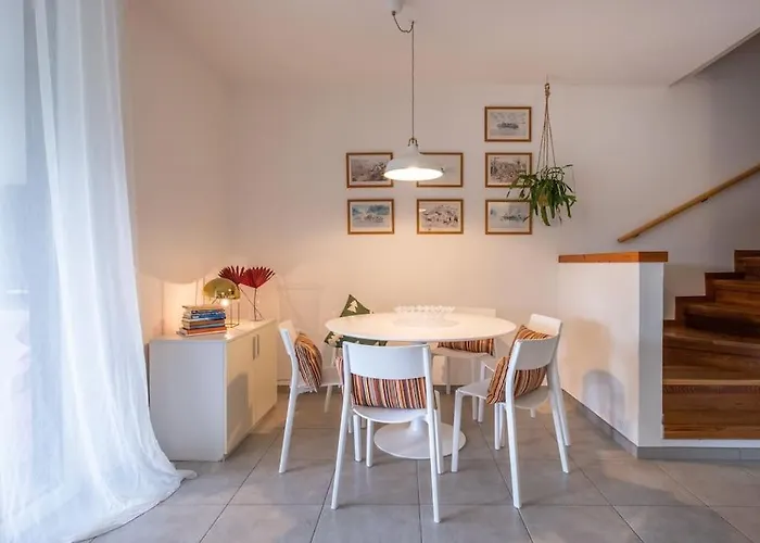 Tennis / Pool / Barbecue *