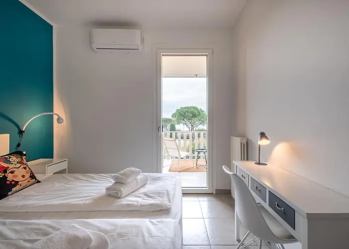 Tennis / Pool / Barbecue *