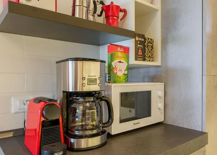 Tennis / Pool / Barbecue