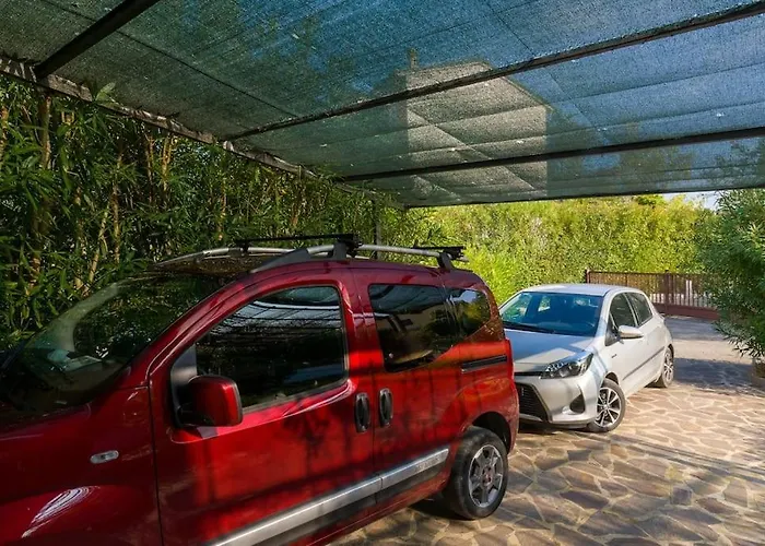 Tennis / Pool / Barbecue